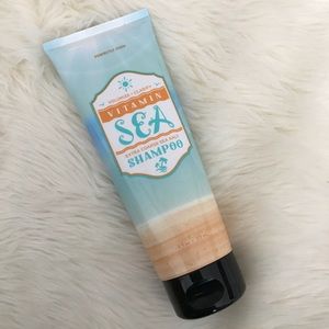 SOLD Perfectly Posh Vitamin Sea shampoo